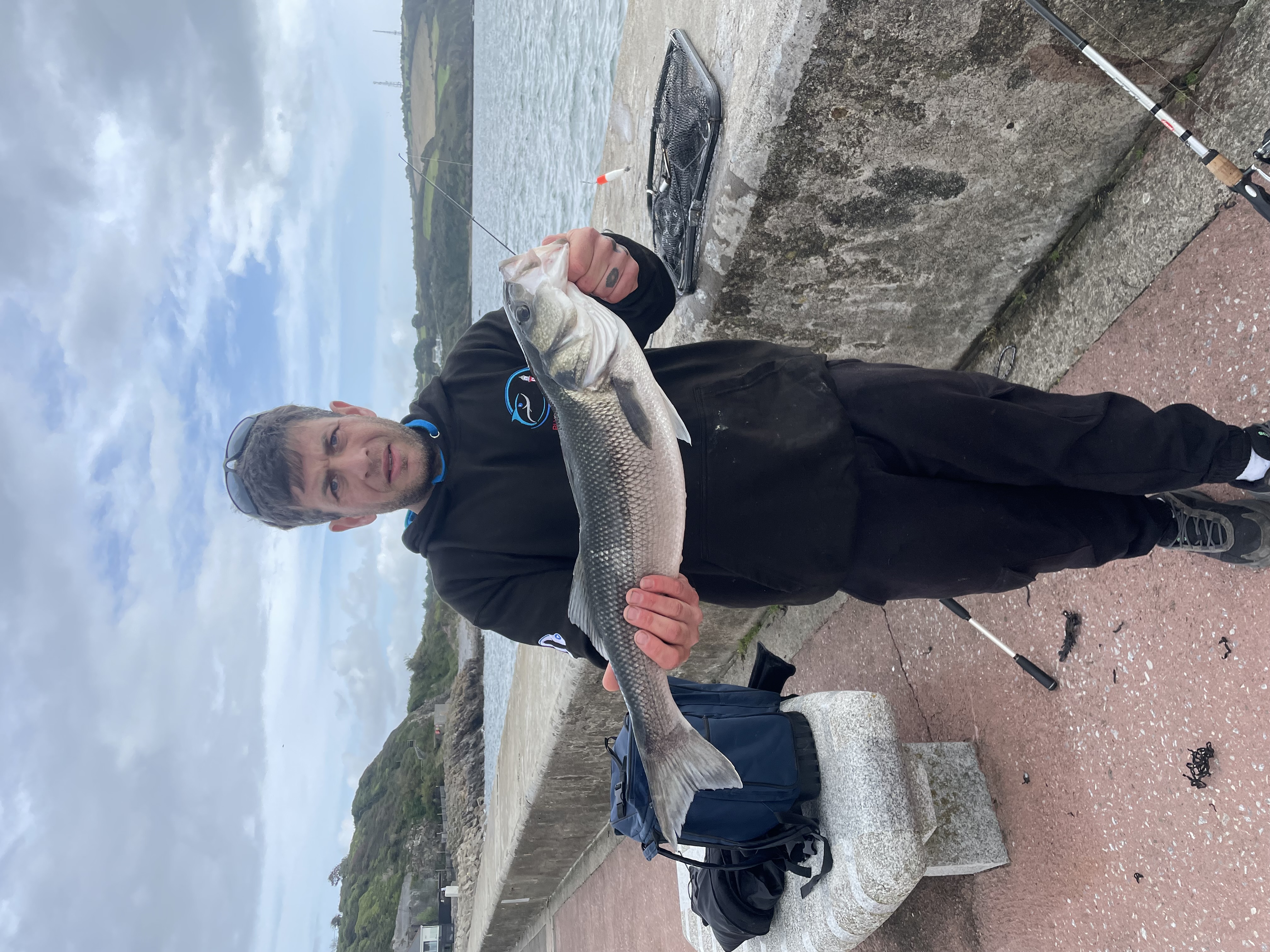 Josh Clark with a Bass of 5lb 7oz 2dr